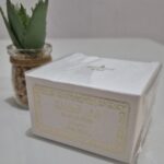 Hidratante Fakhar Rose com brilho